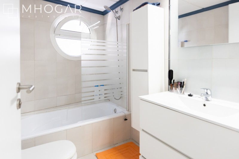 Precioso apartamento con vistas al mar y puerto de Calpe!